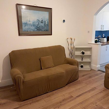 3 Bedroom Terraced Home Nottingham Esterno foto