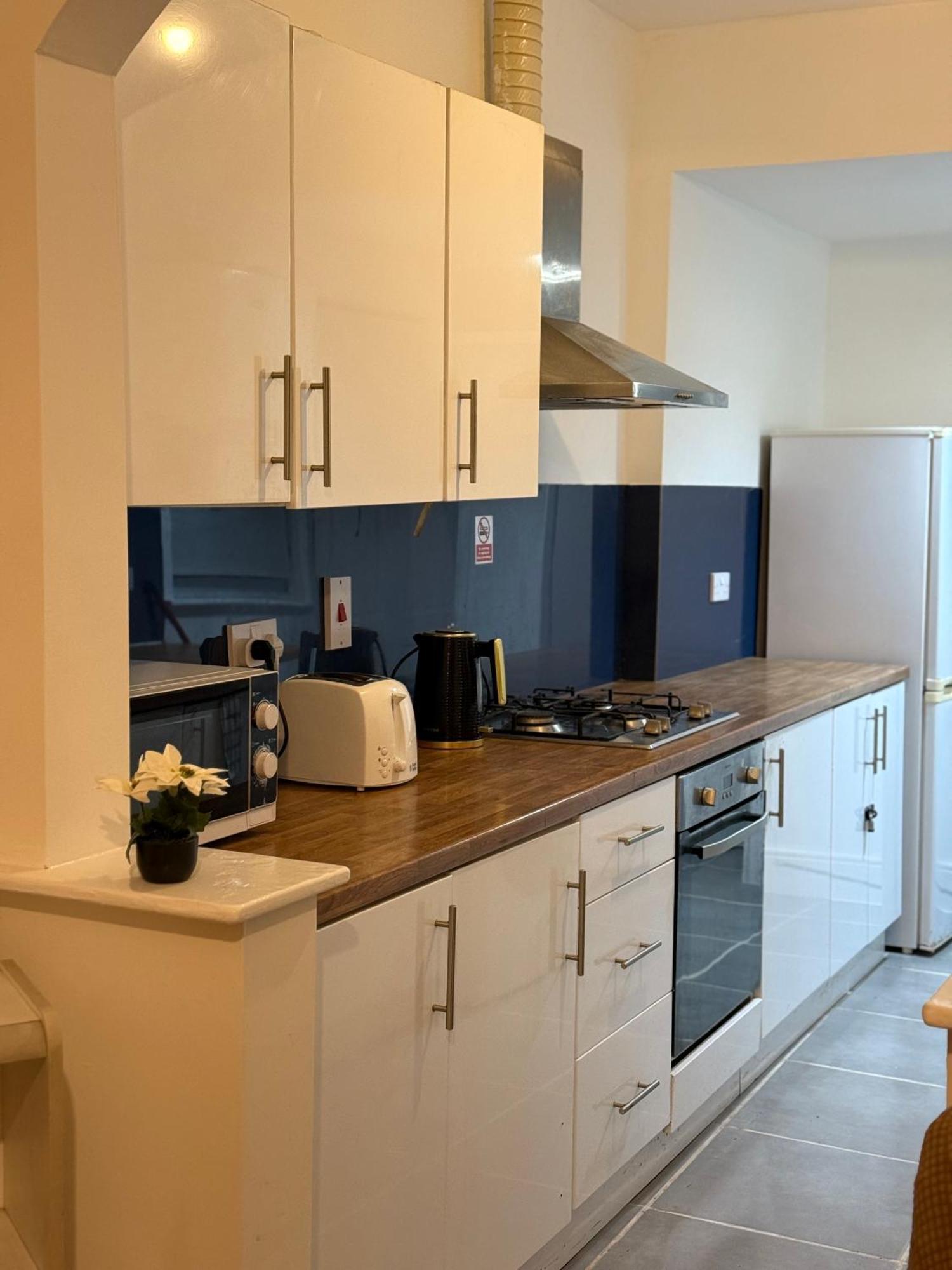 3 Bedroom Terraced Home Nottingham Esterno foto