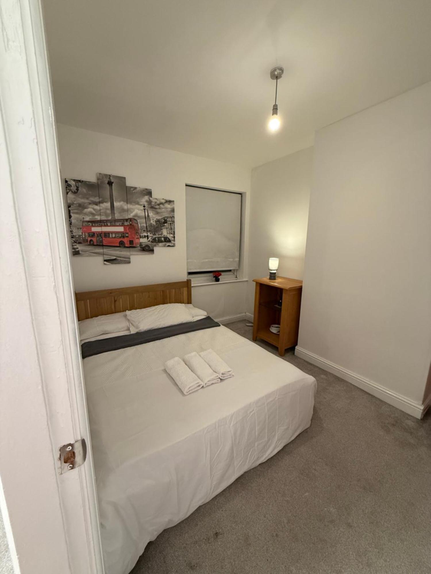 3 Bedroom Terraced Home Nottingham Esterno foto
